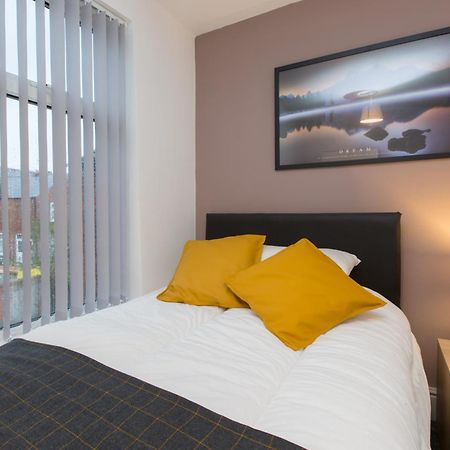 Appartamento 8 Samuel Street Crewe Esterno foto